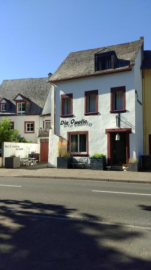 B&B Die Quelle Bernkastel-Kues Exterior foto